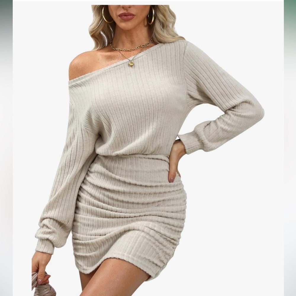 ALIREVERIE Fall Ribbed Knit off the shoulder dress. Size Medium.